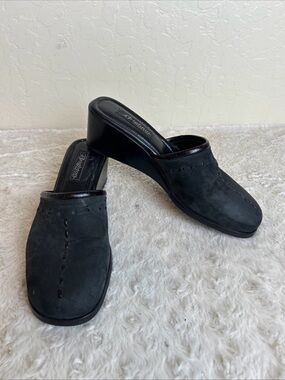 Brighton Ilsa Black Suede slip On Clogs Mules Size 10 Made In Italy